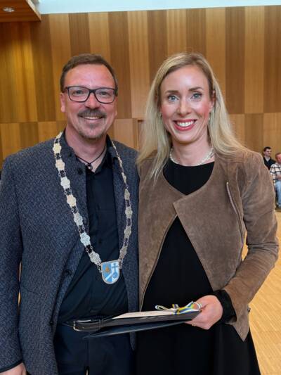 Gemeinderätin Verena Claudi-Weißig gehört dem Gemeinderat bereits seit über 15 Jahren an und wurde im Rahmen der Ehrungsveranstaltung für ihr großes Engagement geehrt.